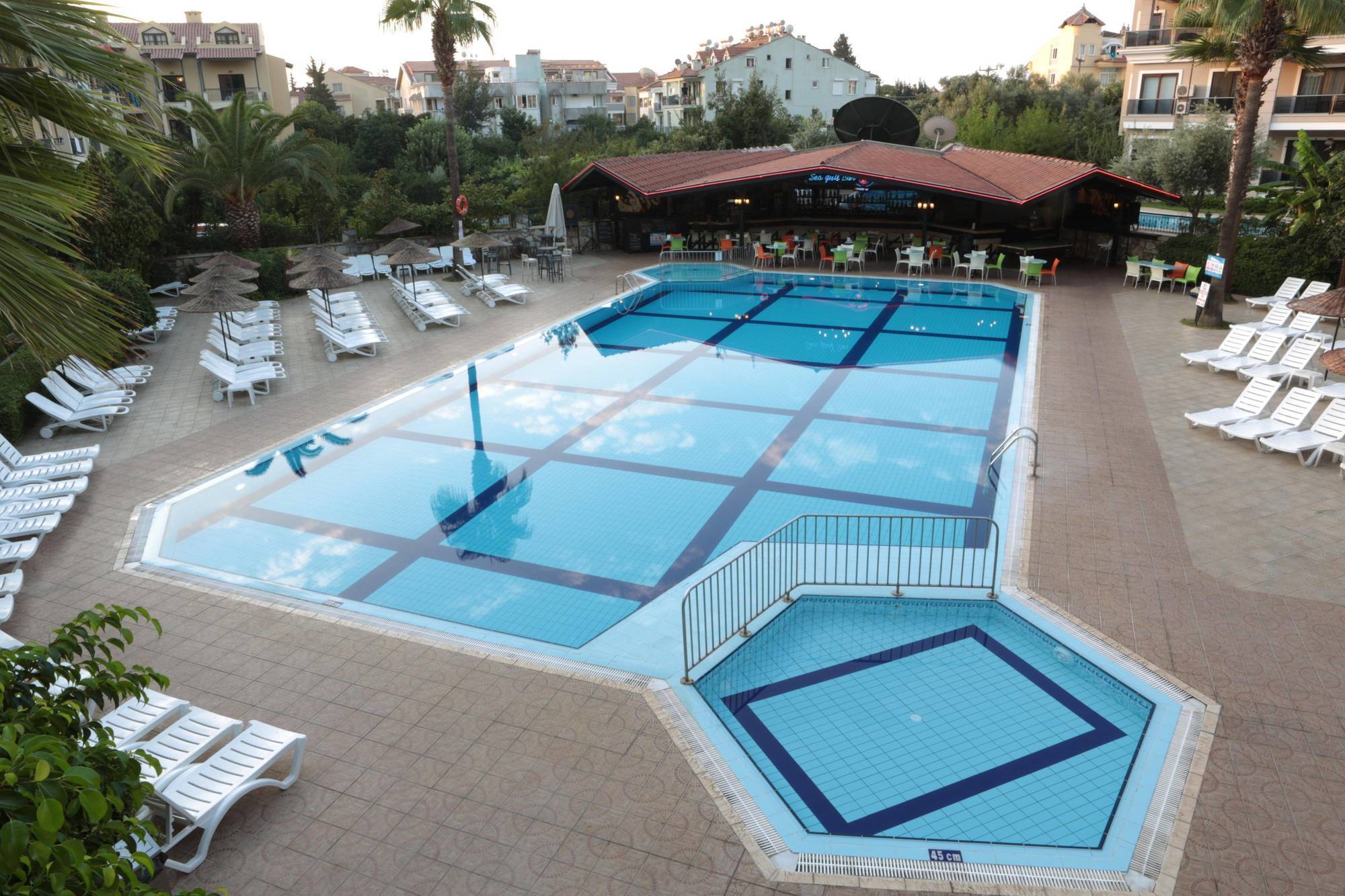 Club Turquoise Apart Otel